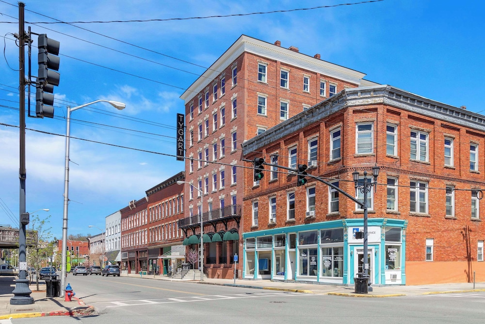 Tygart Hotel, Ascend Hotel Collection Elkins WV 61/66