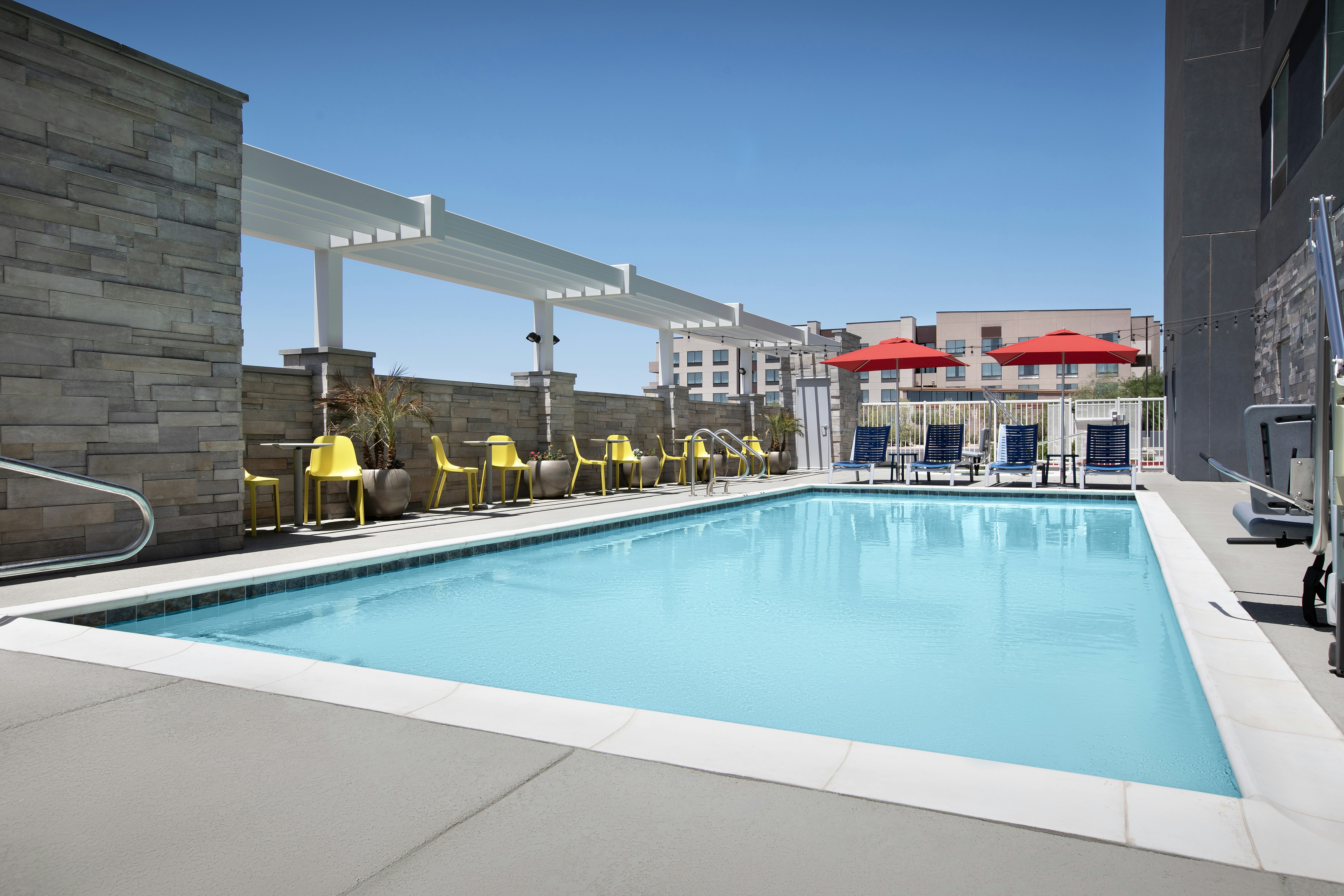 Home2 Suites by Hilton Phoenix North Happy Valley 11/19