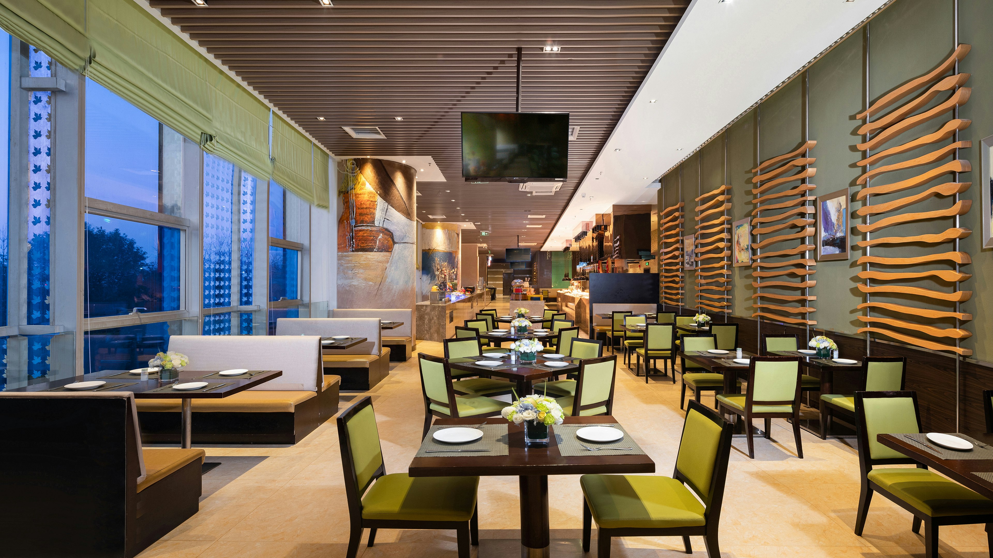 Holiday Inn Nanchang Riverside 33/50