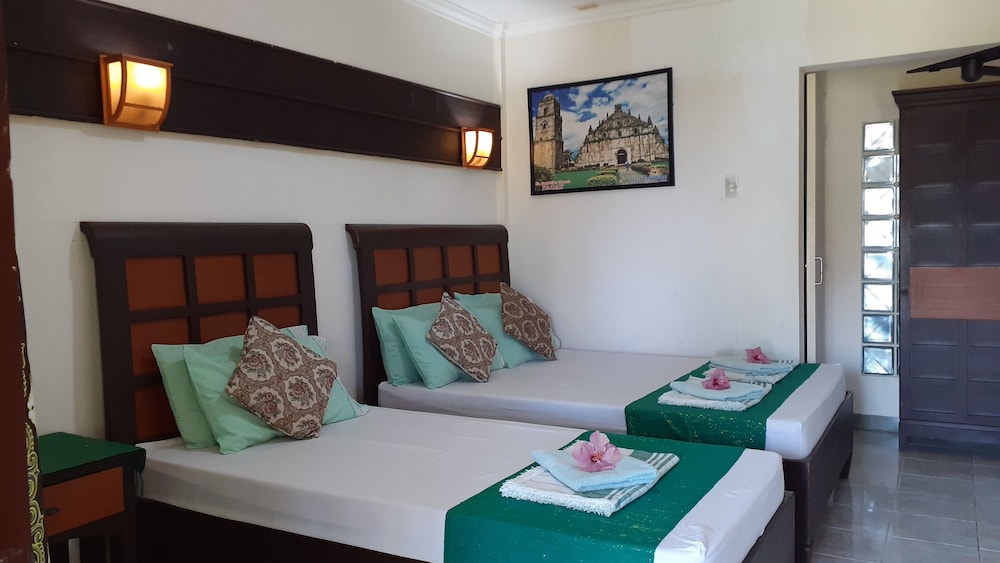 Rio Grande Laoag Resort Hotel 19/47