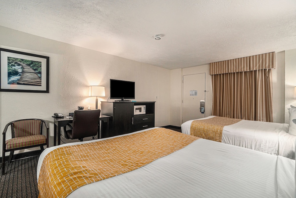 ROOM, 2 QUEEN BEDS, ACCESSIBLE
