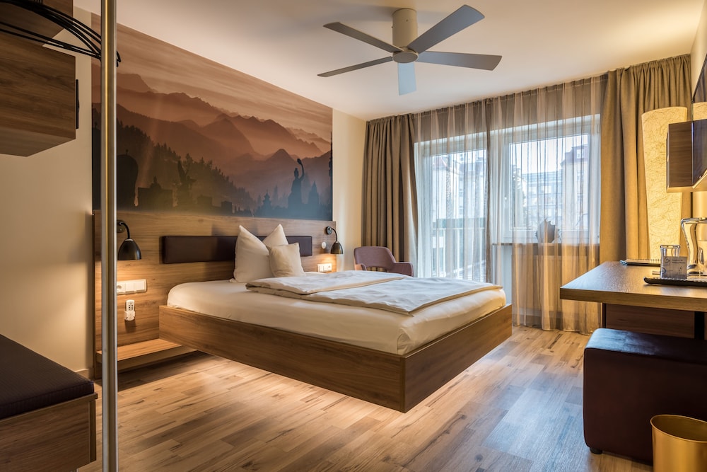 Bavaria Boutique Hotel 12/50