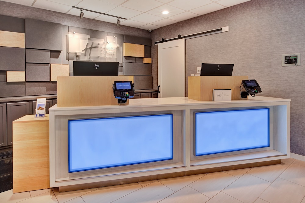 Holiday Inn Express Hotel And Suites Absecon Atlantic City Area 37/48