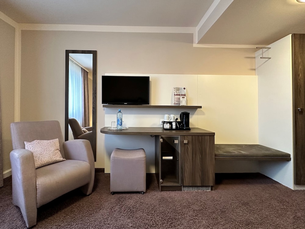 TRIP INN PostHotel Duren 33/50