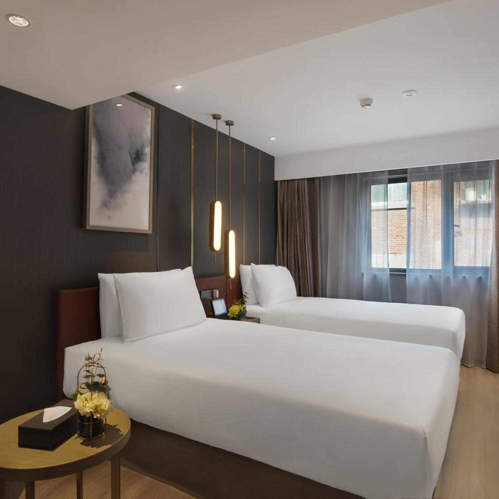 Orange Hotel (Beijing Yansha Liangma River) 24/50