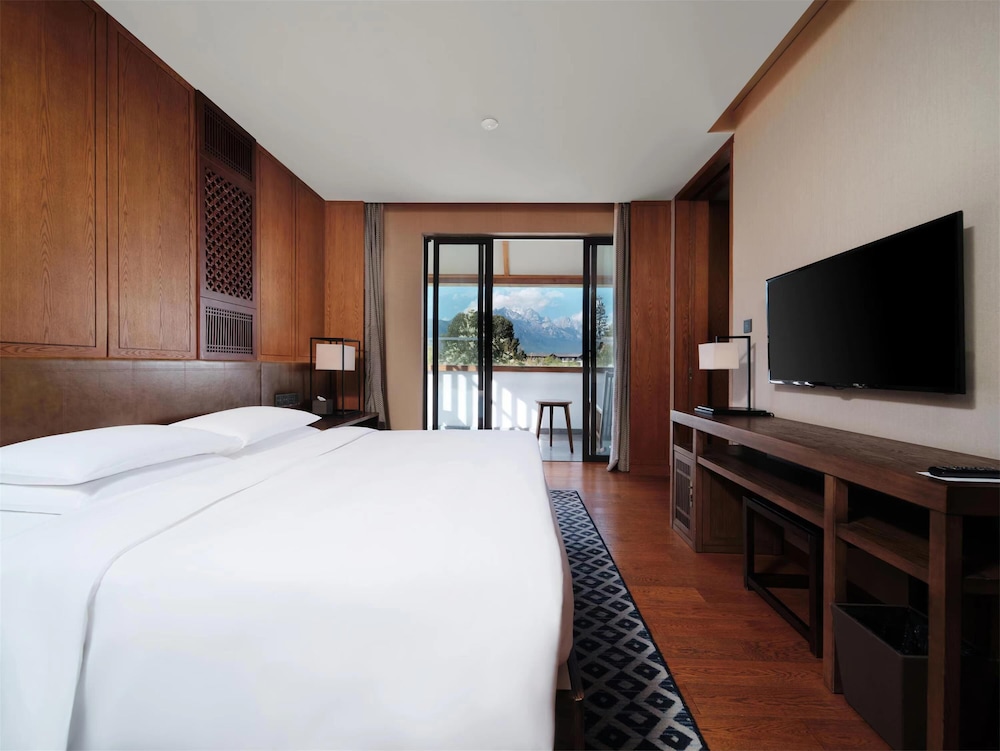 Mountain, Twin Beds