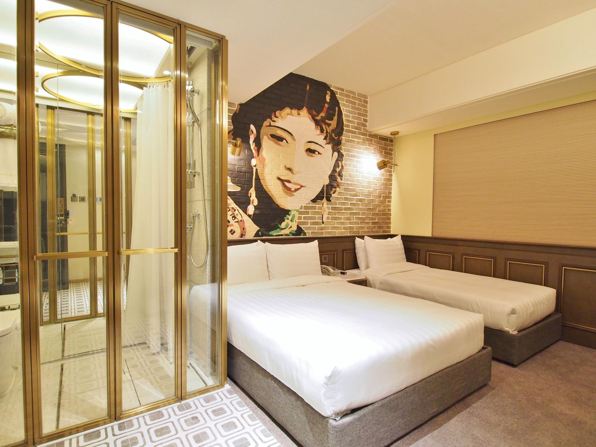 Kings Hotel 18/41