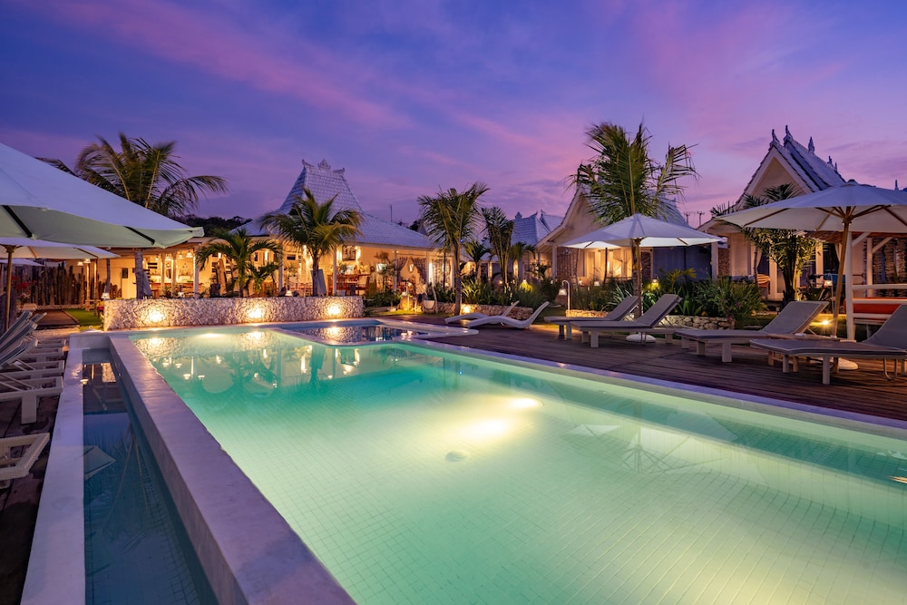 Paus Putih Hotel Lembongan 34/42