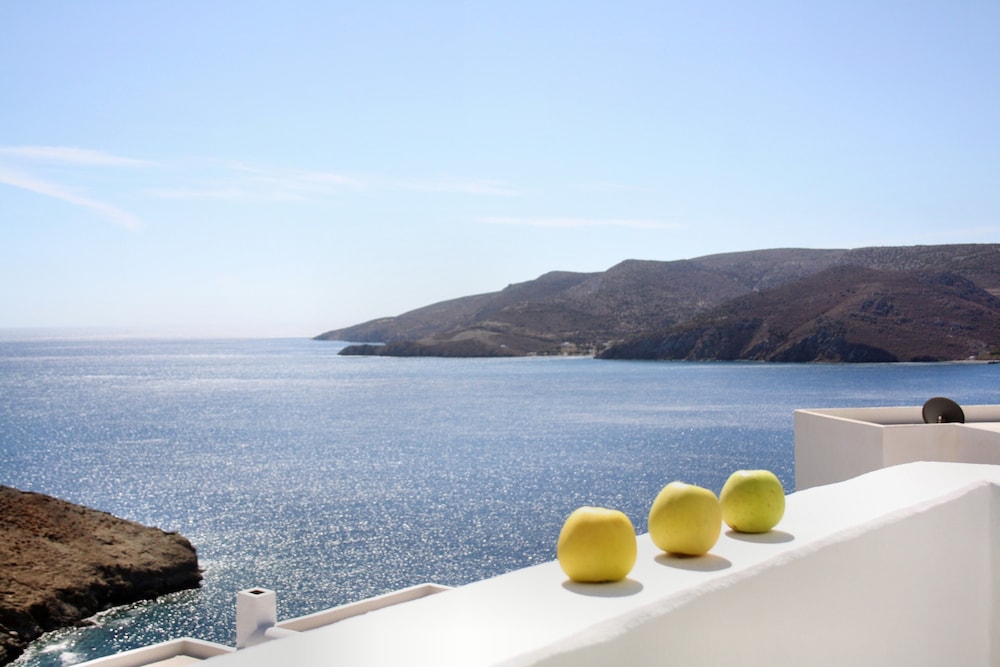 Tholaria Boutique Hotel 43/50