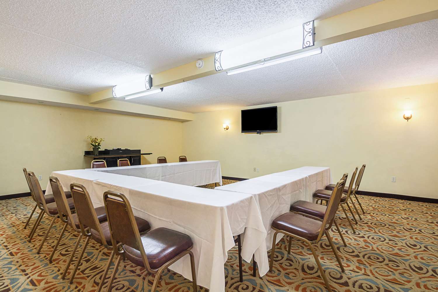 Studio6 Suites North Richland Hills, TX 22/24