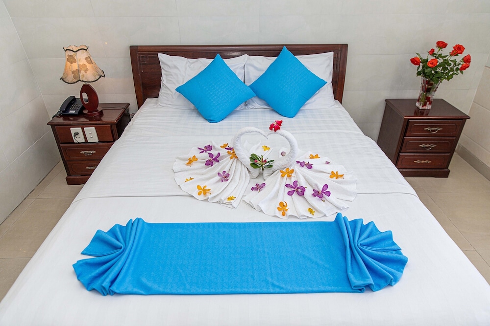 Phong Lan 2 Hotel 35/50