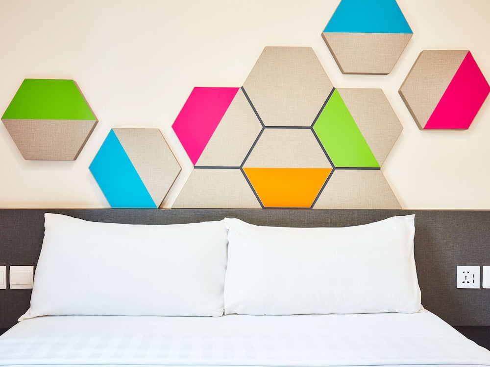 ibis budget Singapore Emerald 42/55