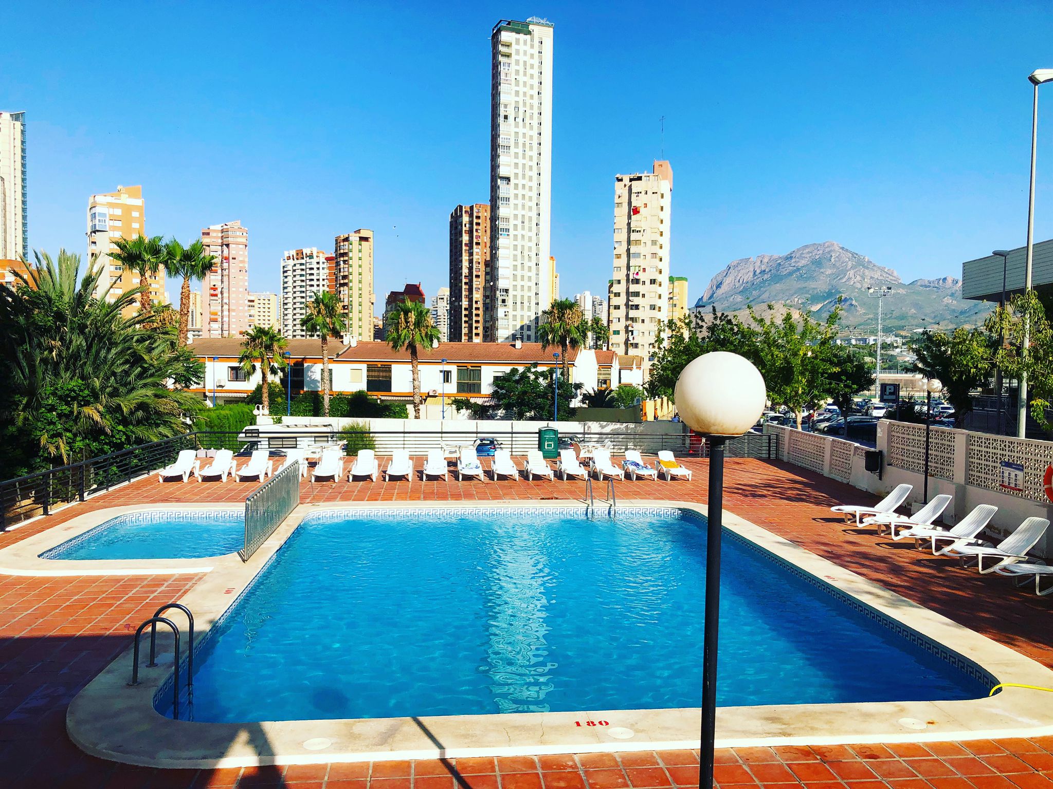 Luxmar Apartaments 42/50