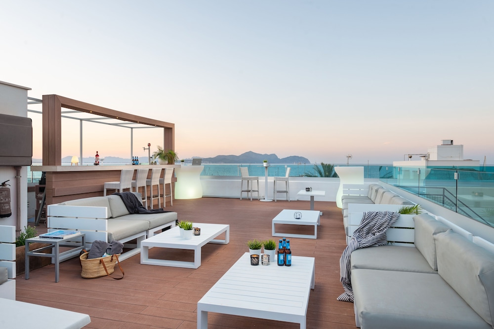 Llaut Boutique Hotel 45/50
