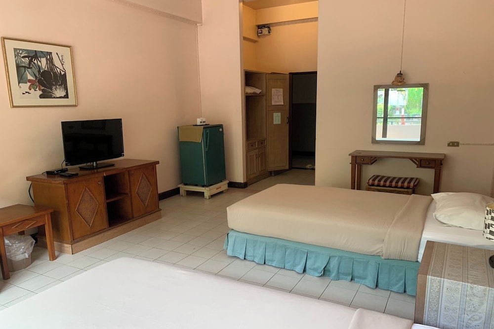 Pin Hotel 38/63