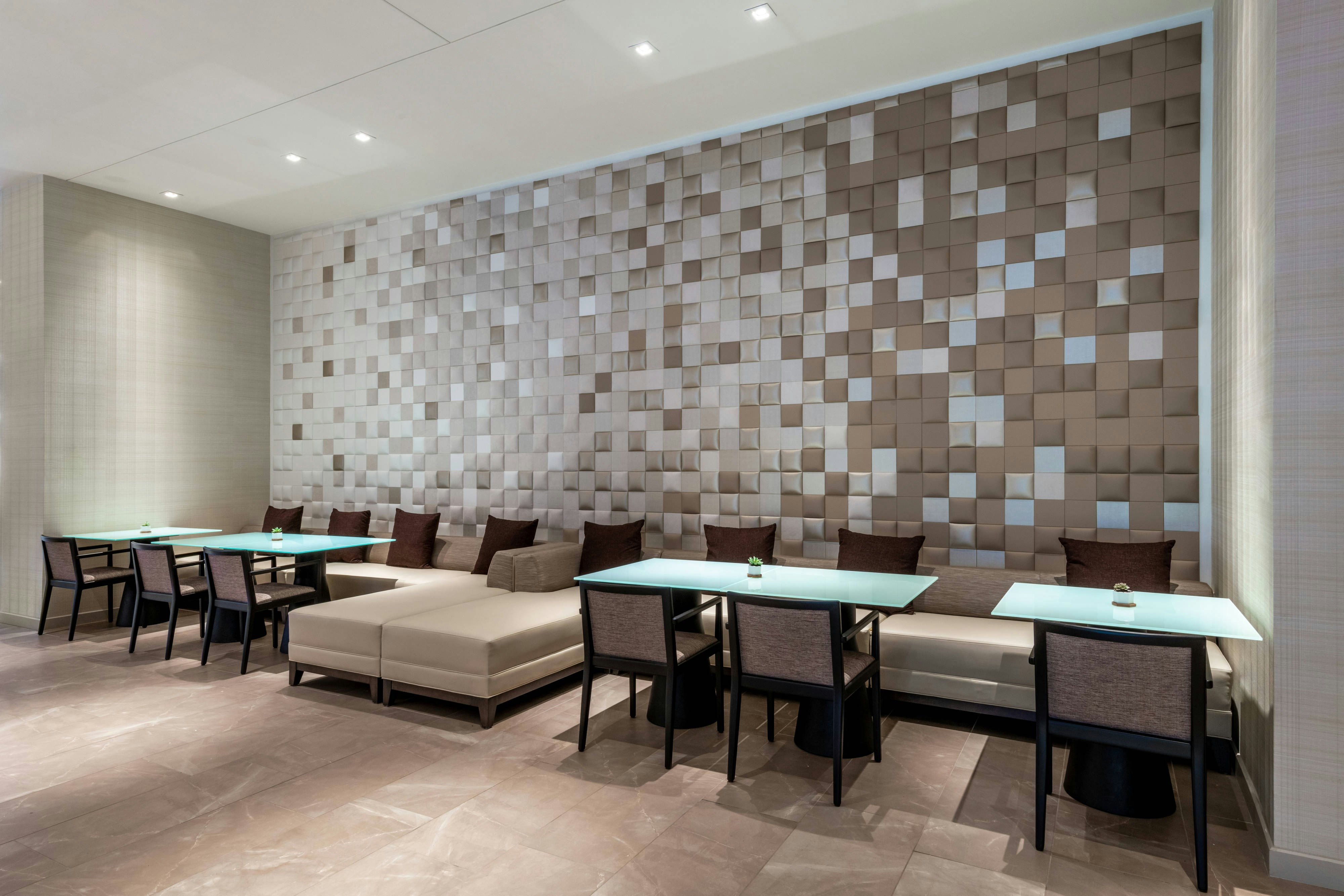 AC Hotel by Marriott Atlanta Midtown 15/40