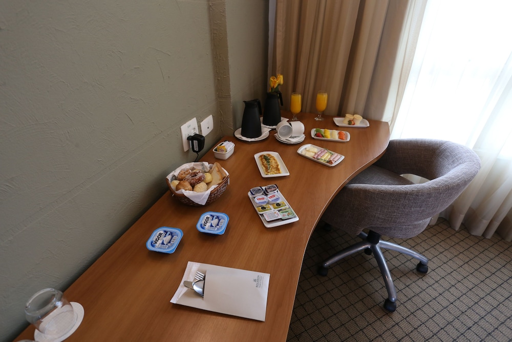 Bourbon Joinville Convention Hotel 54/64
