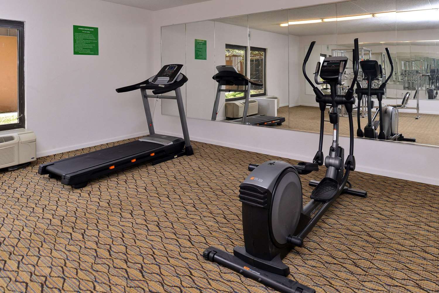 Quality Inn & Suites Matteson near I-57 15/30