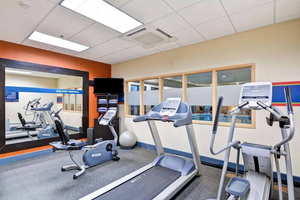 Hampton Inn Hendersonville 22/55