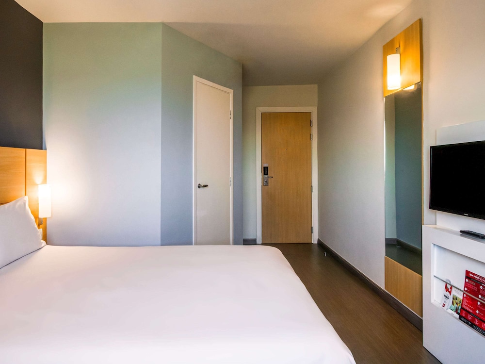 Ibis Marilia 33/64