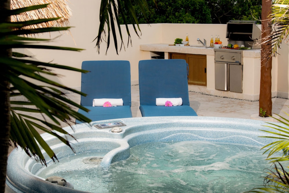Porto Playa Condo Hotel And Beachclub 21/50