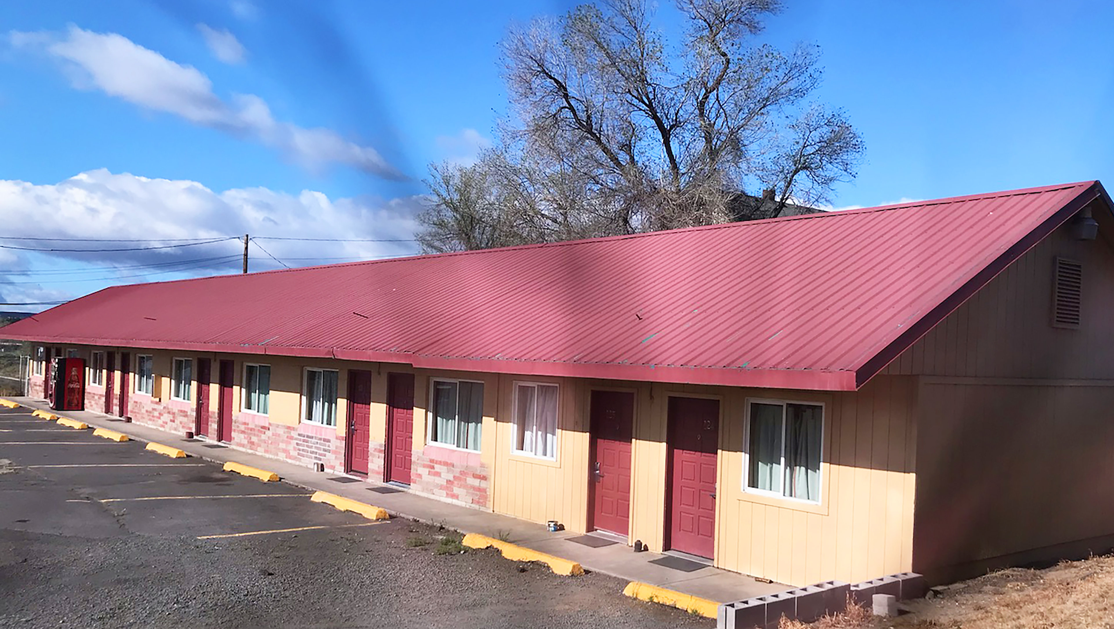Juniper Motel Madras 38/48
