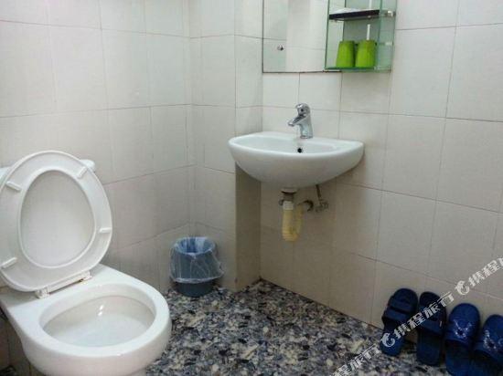 Tin Lai Hotel 20/21