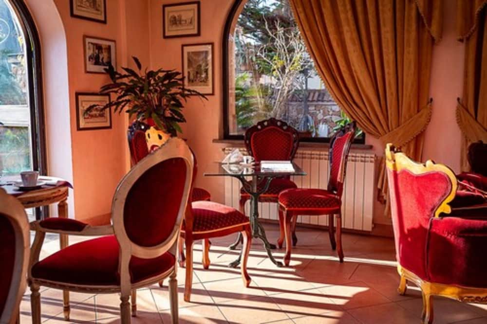 Hotel Louis II 59/66