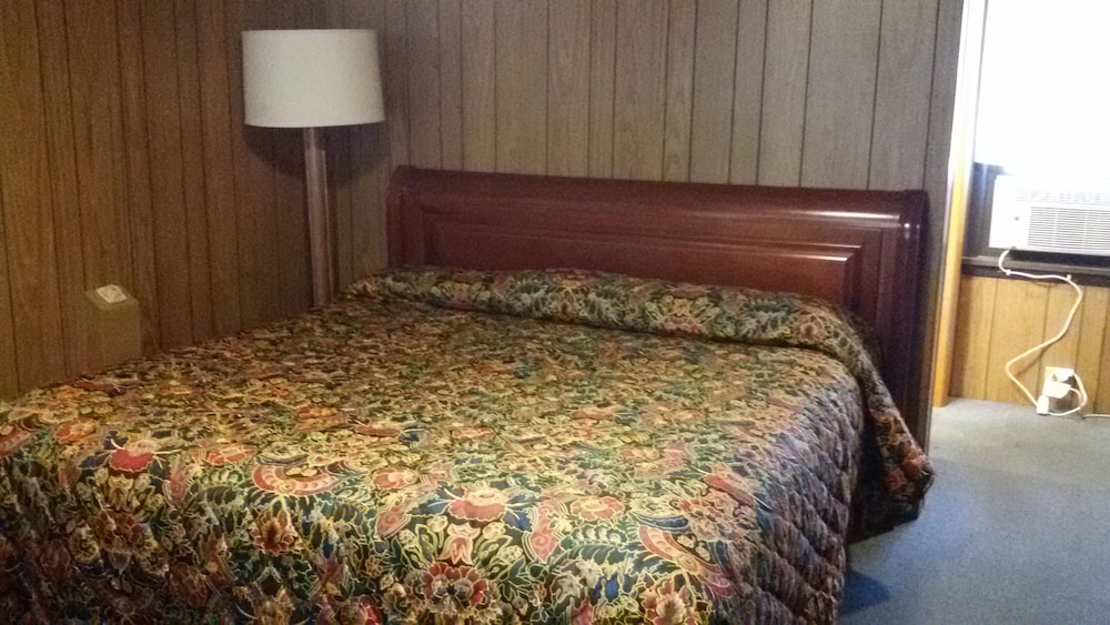 Knights Inn Stevens Point 14/45