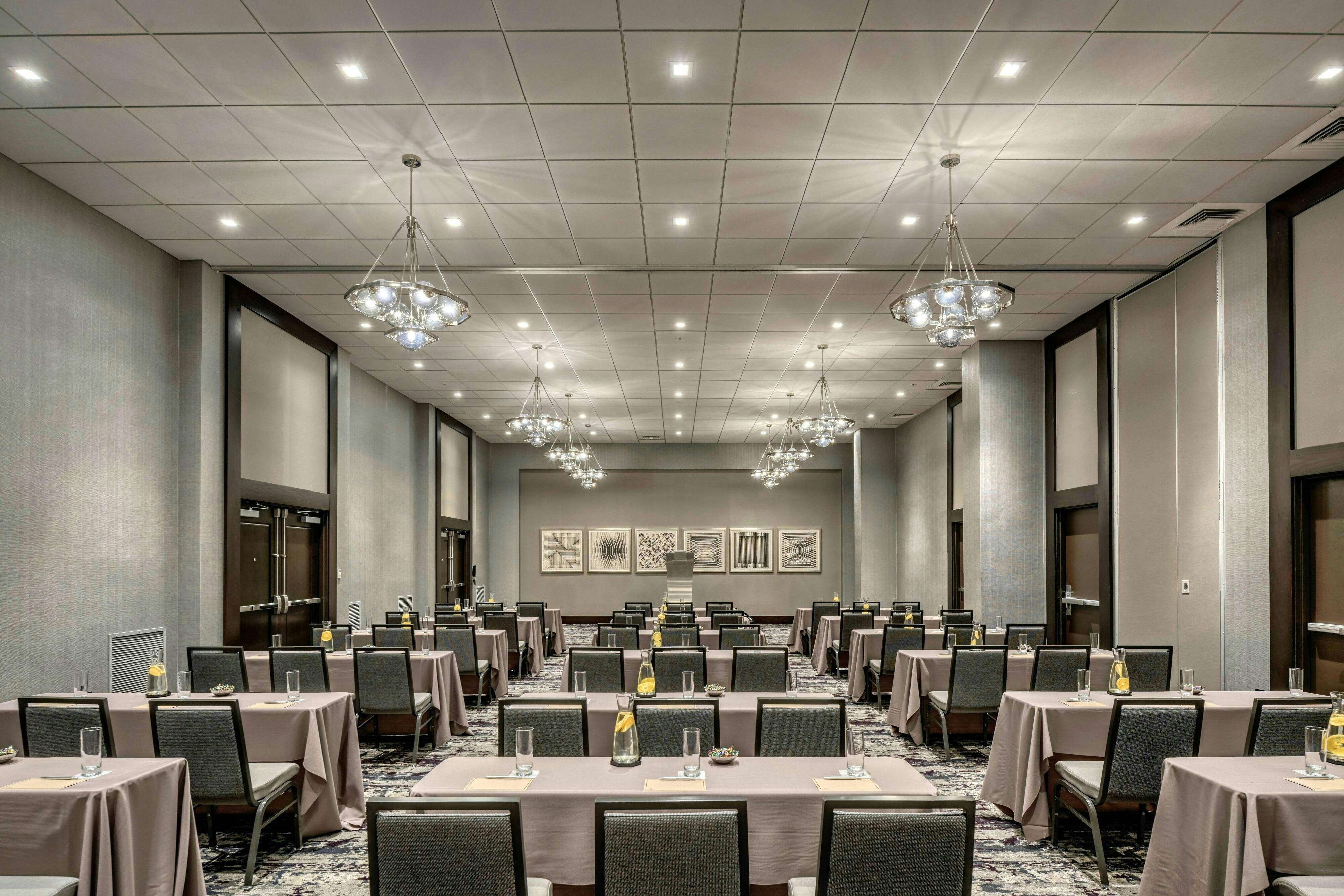 Renaissance Boston Patriot Place Hotel And Spa 49/59