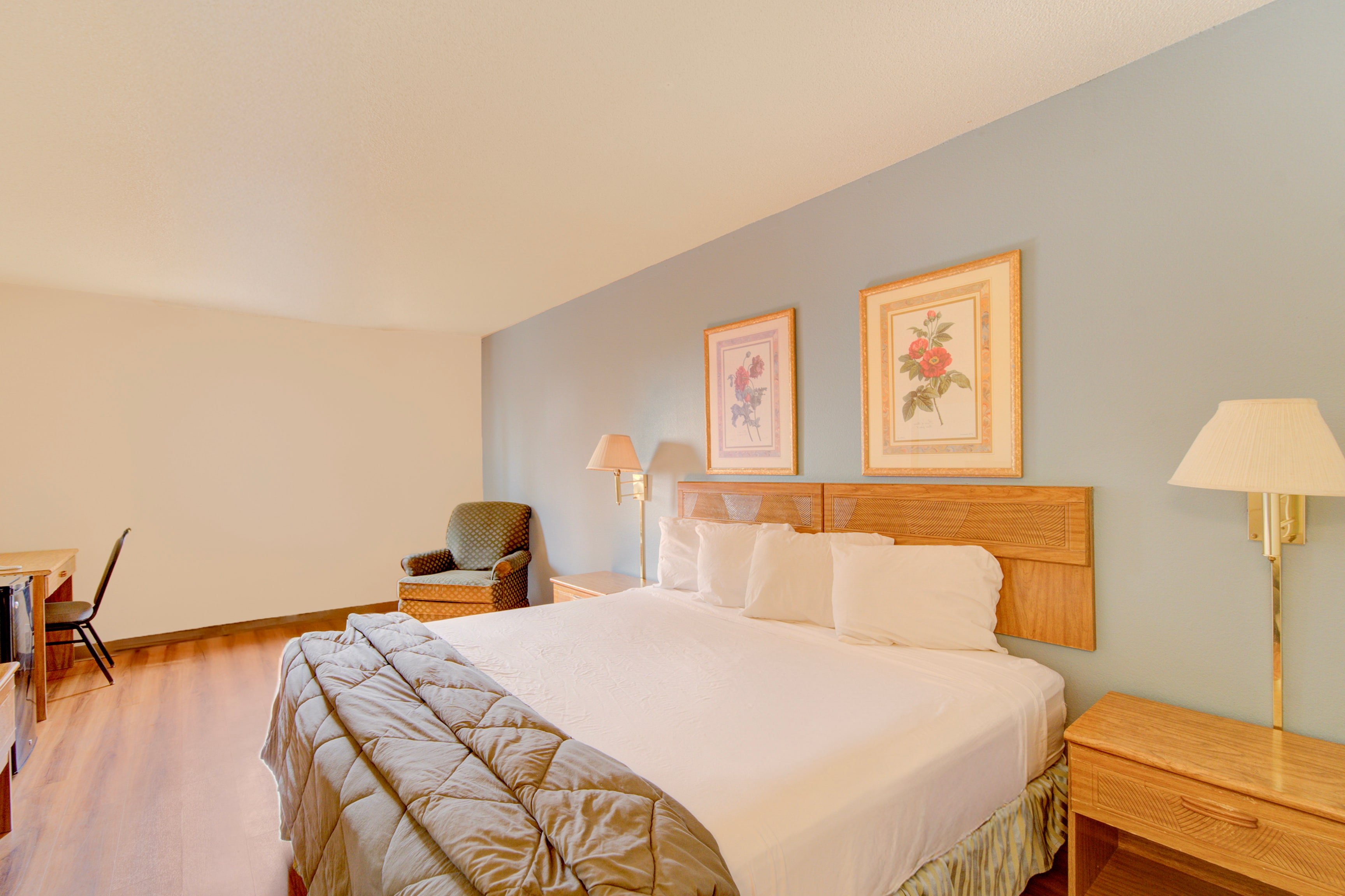Capital O Amerihost Inn and Suites Fulton Hwy 54 MO 32/63