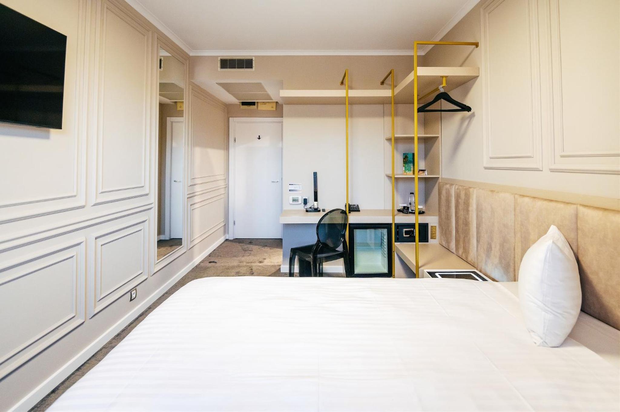 Room at Business Hotel Conference & Spa, TARGU MURES