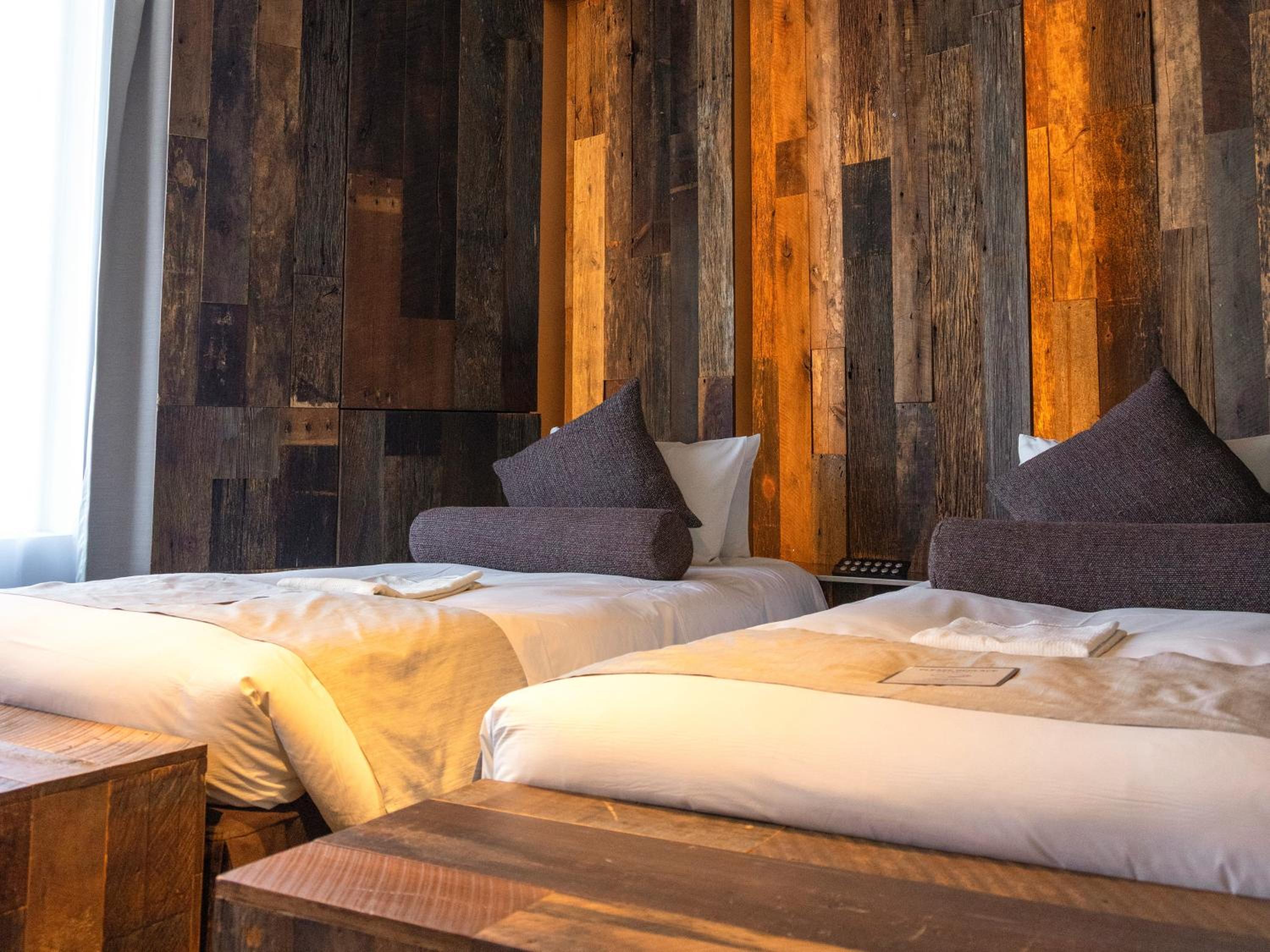 Atelier, Suite, Twin Beds