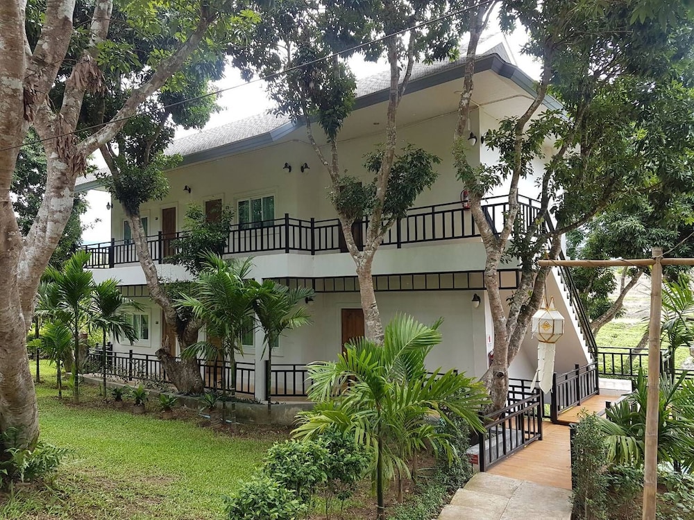 Buraphat Resort 3/50