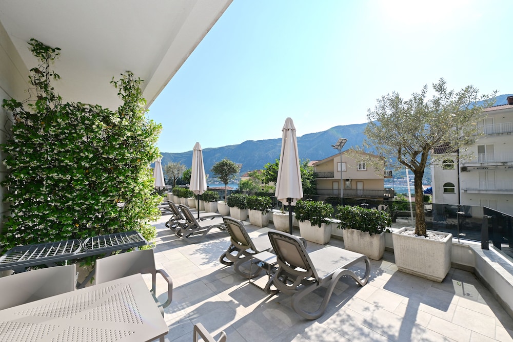 Casa Nuova 48/50