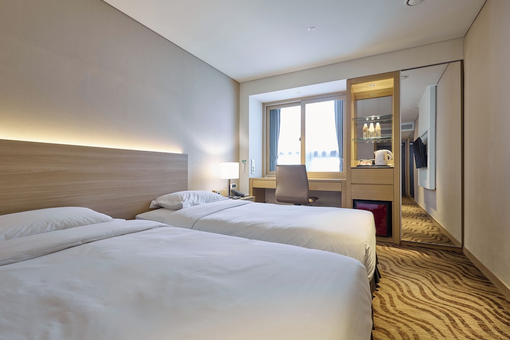The Summit Hotel Seoul 18/50