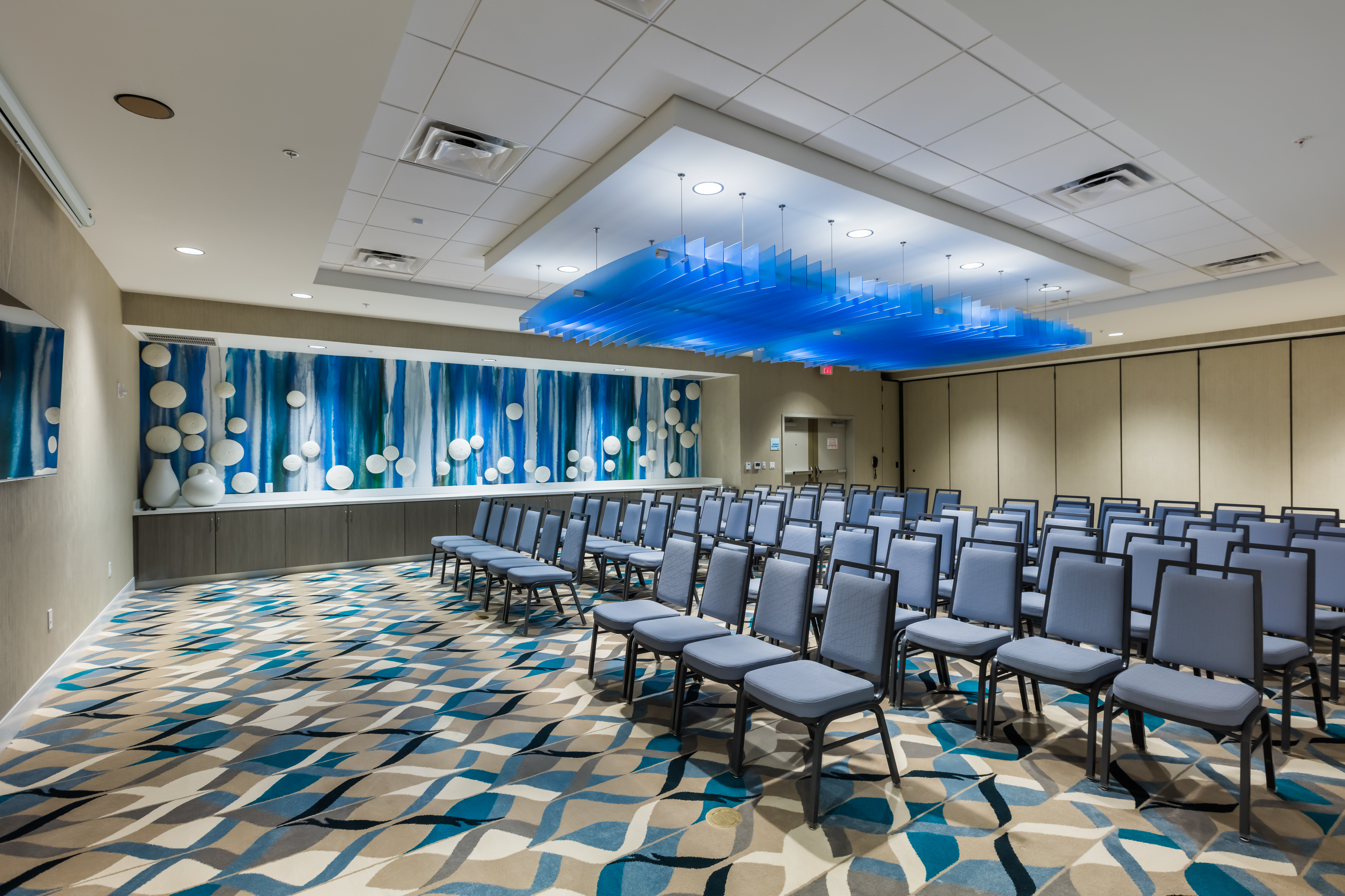 Holiday Inn Express Suites Orlando At Seaworld An Ihg Hotel 41/57