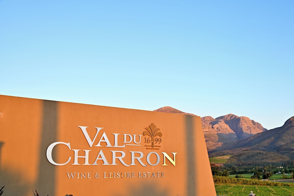 Val Du Charron Coach House 11/80