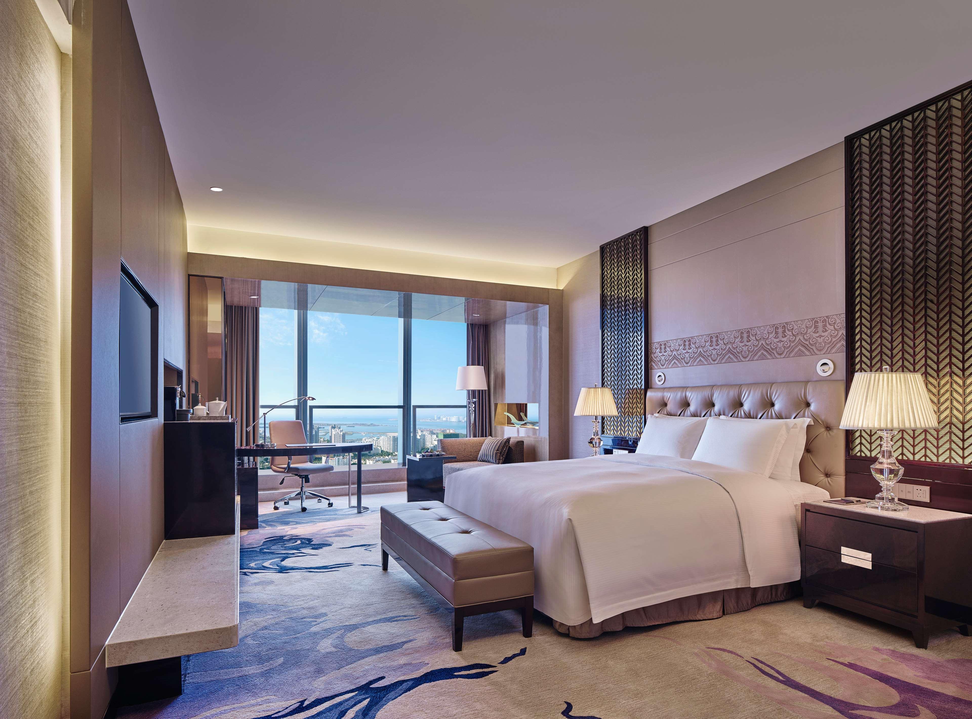 EXECUTIVE, KING BED, OCEAN VIEW, LOUNGE ACCESS