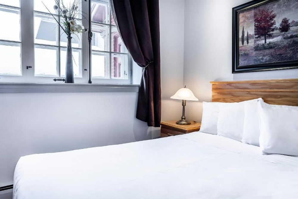 Hotel Louisbourg 25/49