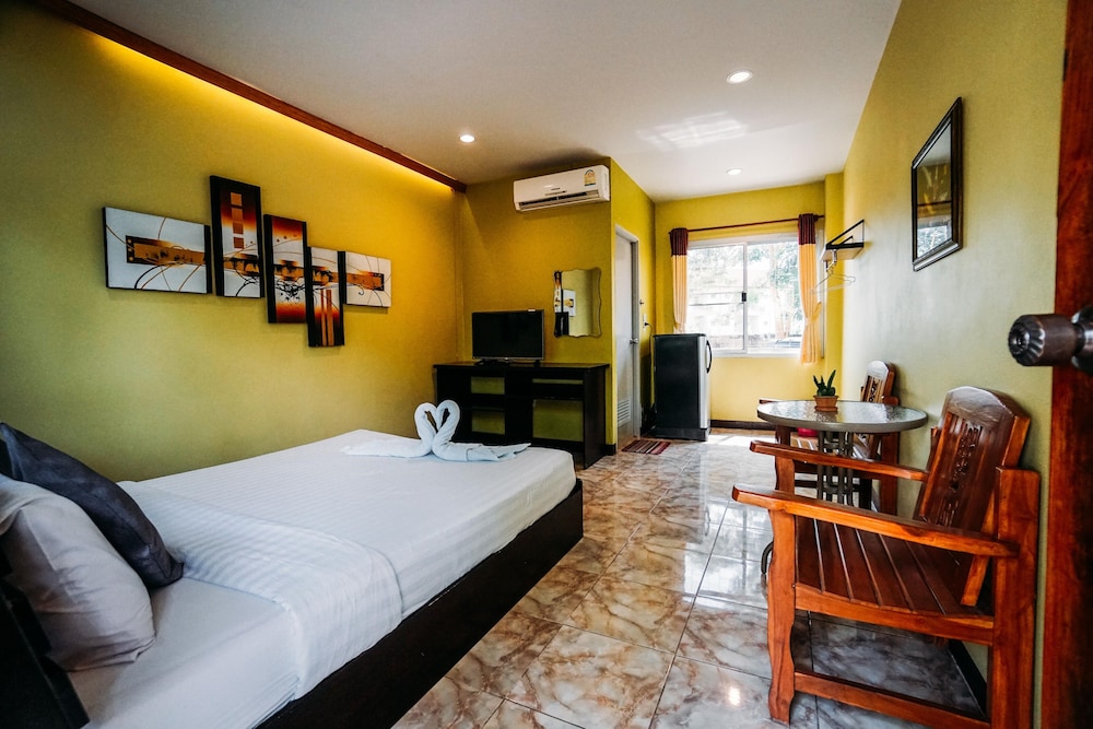 Phoemphoon 2 Hotel 25/54