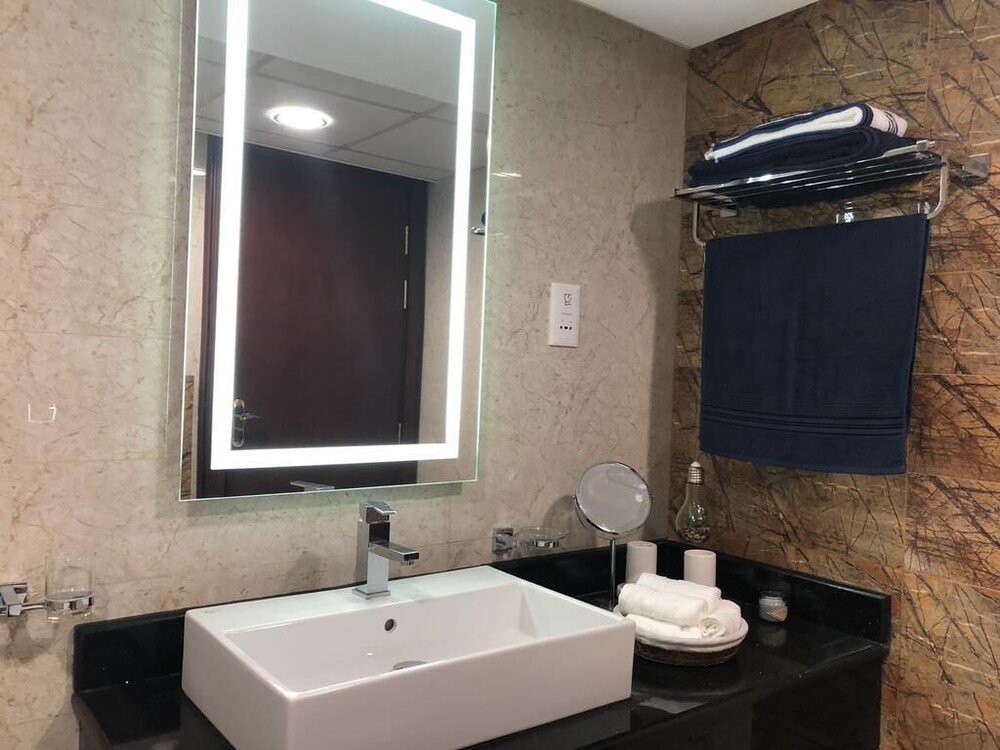 Saxophone Suites 45/50