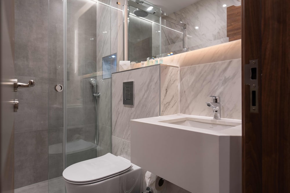 St Mark Hotel 45/50