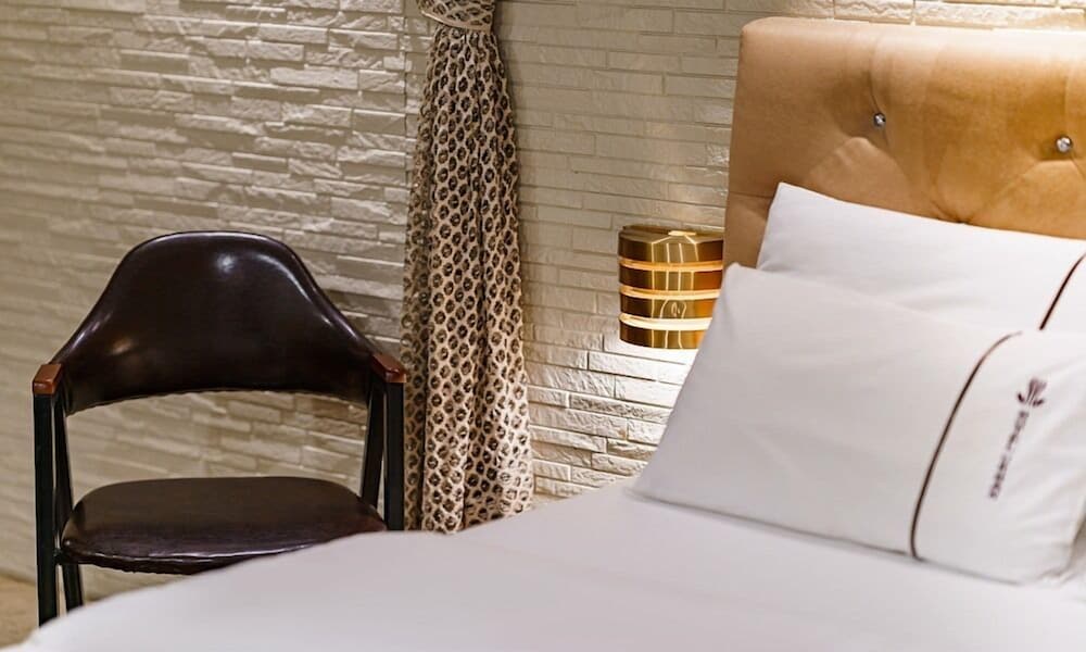 Urban Hotel Golf Shillim 64/68