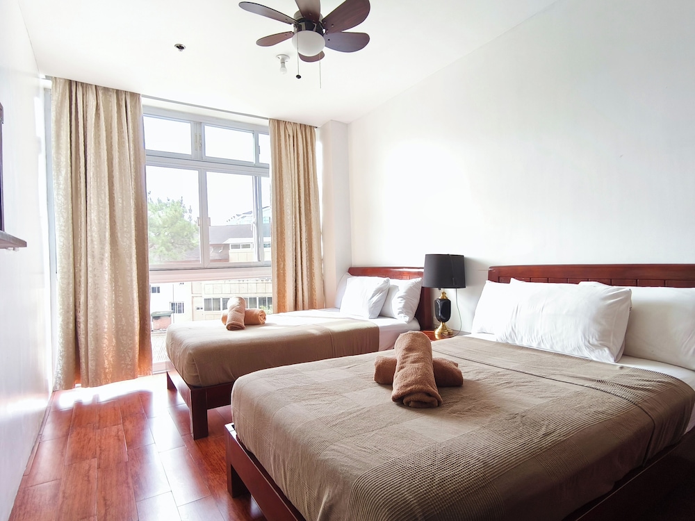 Grand View Residences near Burnham Park 23/50