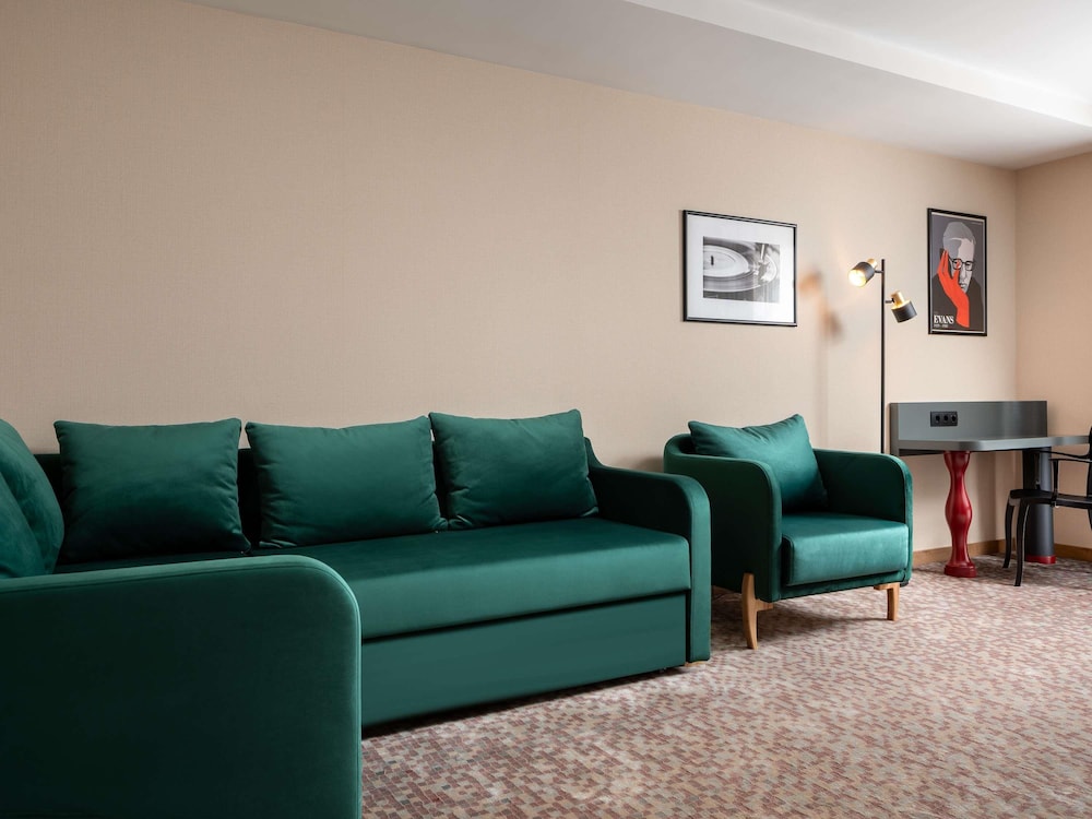 Mercure Chisinau Center Jazz Hotel 41/58