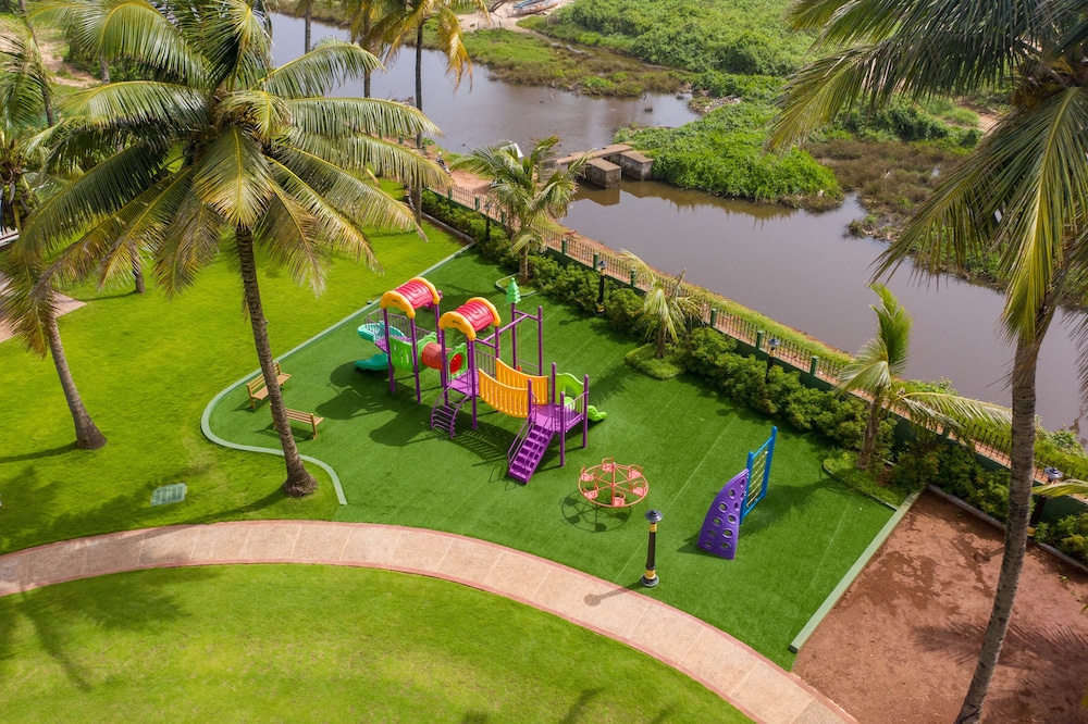 Nanu Beach Resort and Spa 39/50
