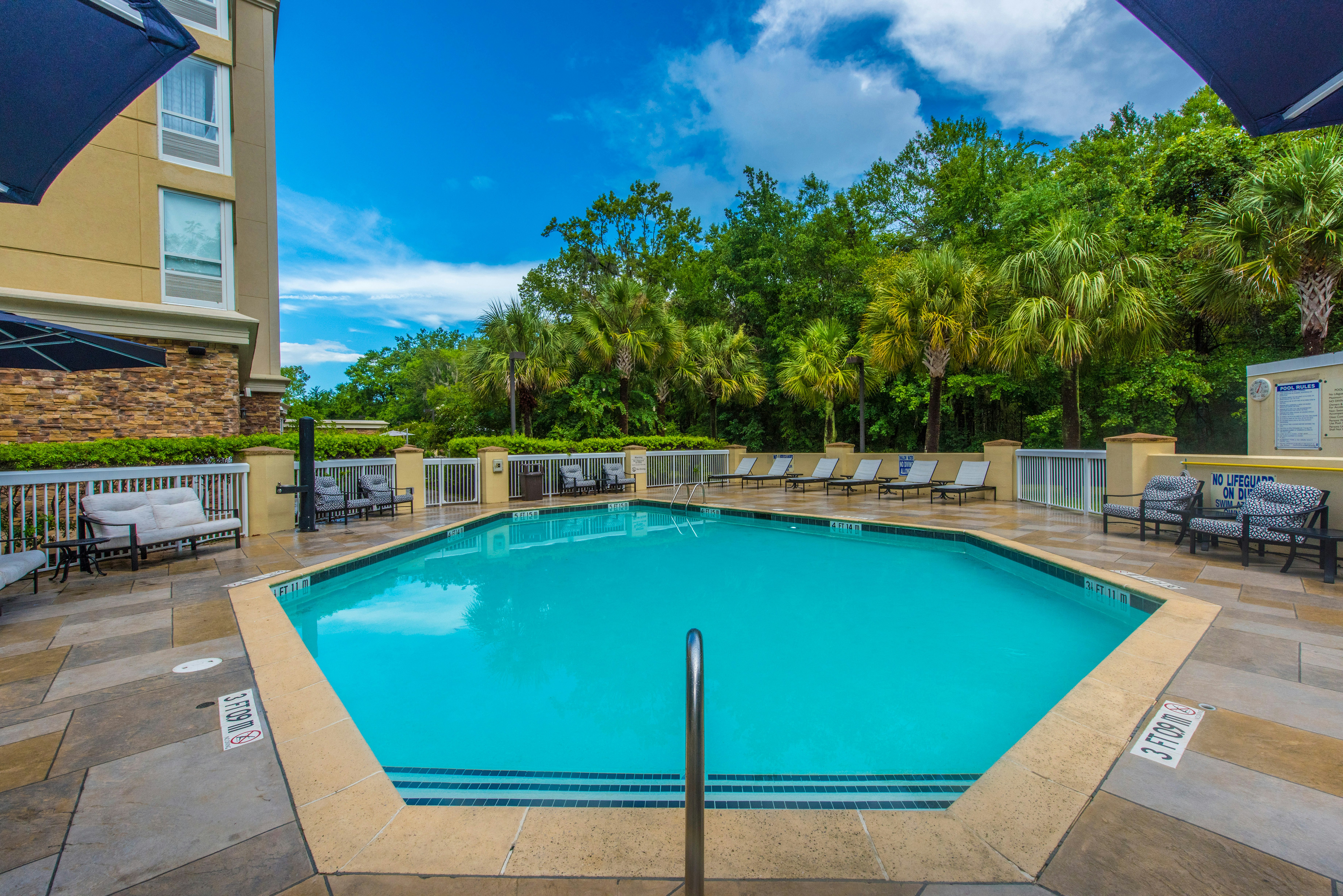 Doubletree By Hilton North Charleston Convention Center 11/32