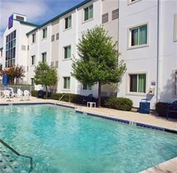 Motel6 Irving, TX - DFW Airport North in IRVING - TX