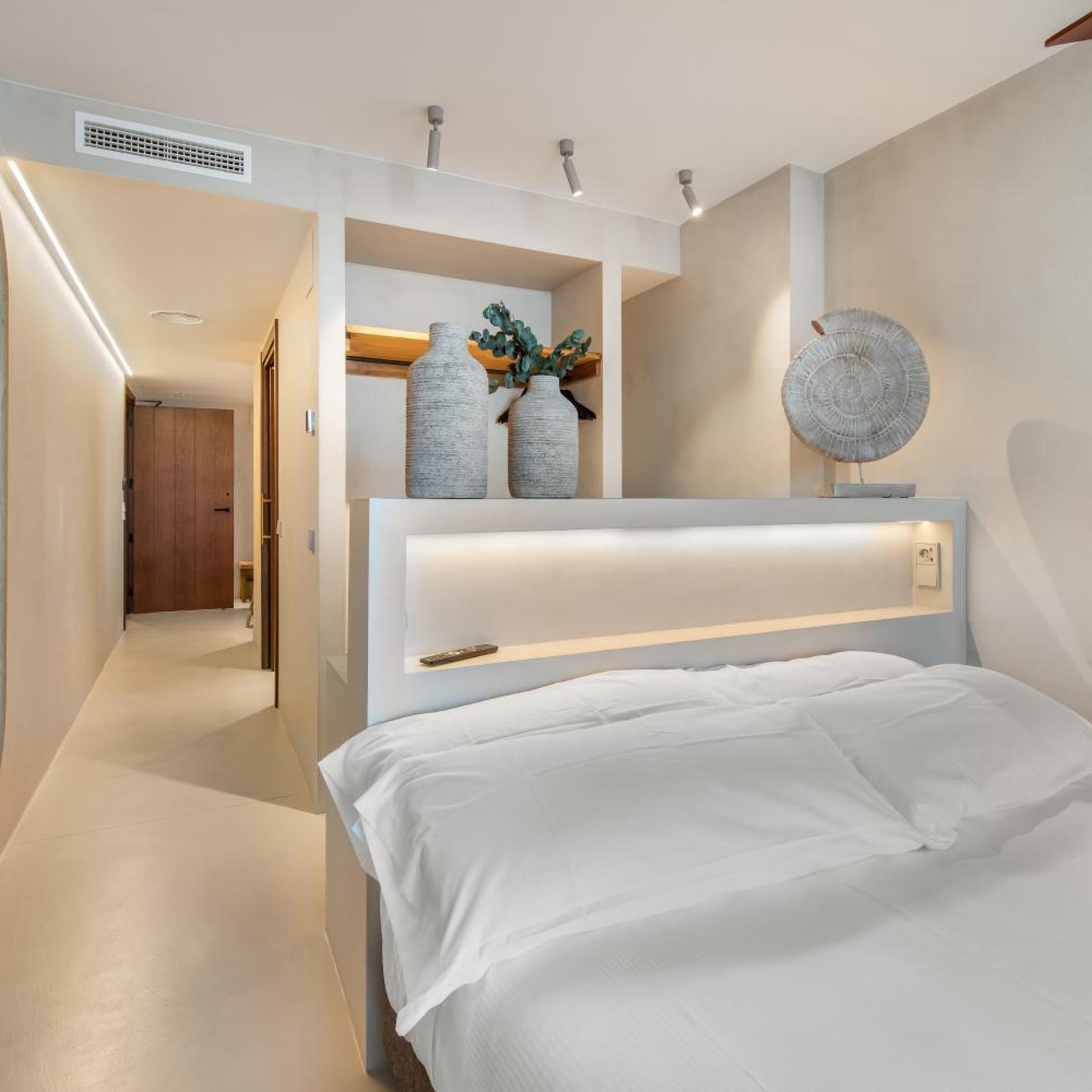 Suites by Miramar 13/50